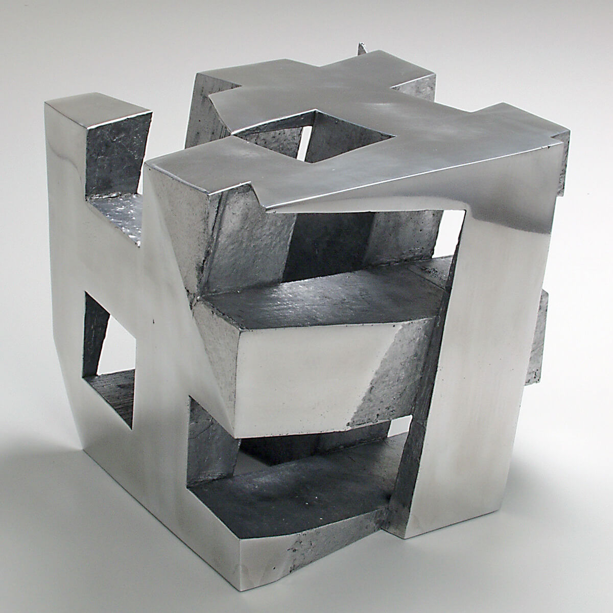 Bildhauer OMI Riesterer Skulpturen Würfel Aluminium
