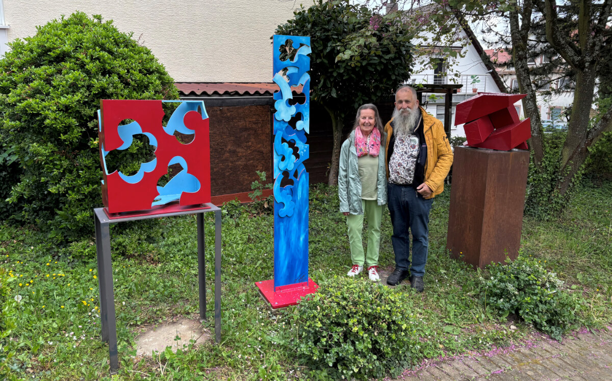 barbara_jaeger_omi_riesterer_skulpturengarten_schweigen_rechtenbach_2026 Barbara Jäger OMI Riesterer Mitgliederausstellung Maske Gesellschaft der Freunde junger Kunst Baden-Baden